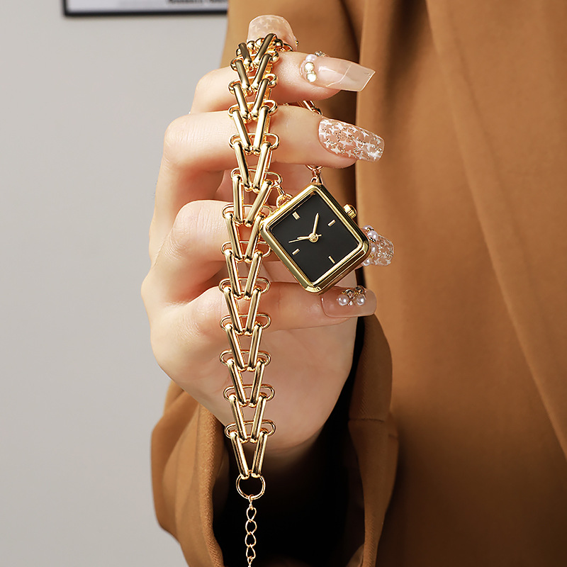 Women Quartz Watch Light Luxur - Luxury Watch Female recension och pris