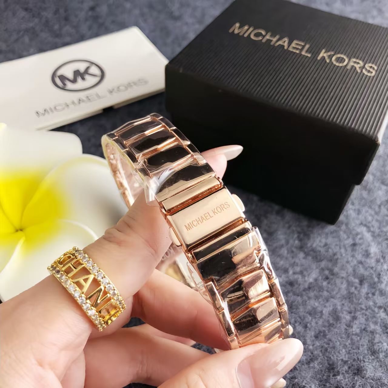 Michael Kors New Fashionable a - Luxury Watch Photography recension och pris