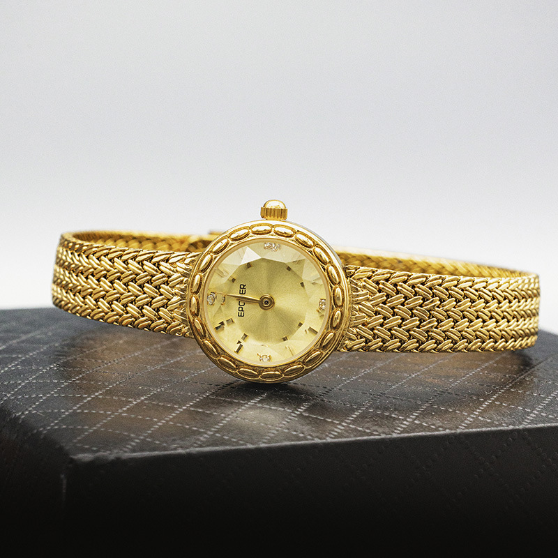 Retro-style wheat ear watch, h - Luxury Watch Values recension och pris
