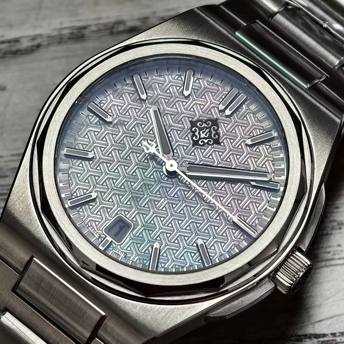 IX&DAO 2026 New Warrior 37mm M - Minute Repeater Watch recension och pris
