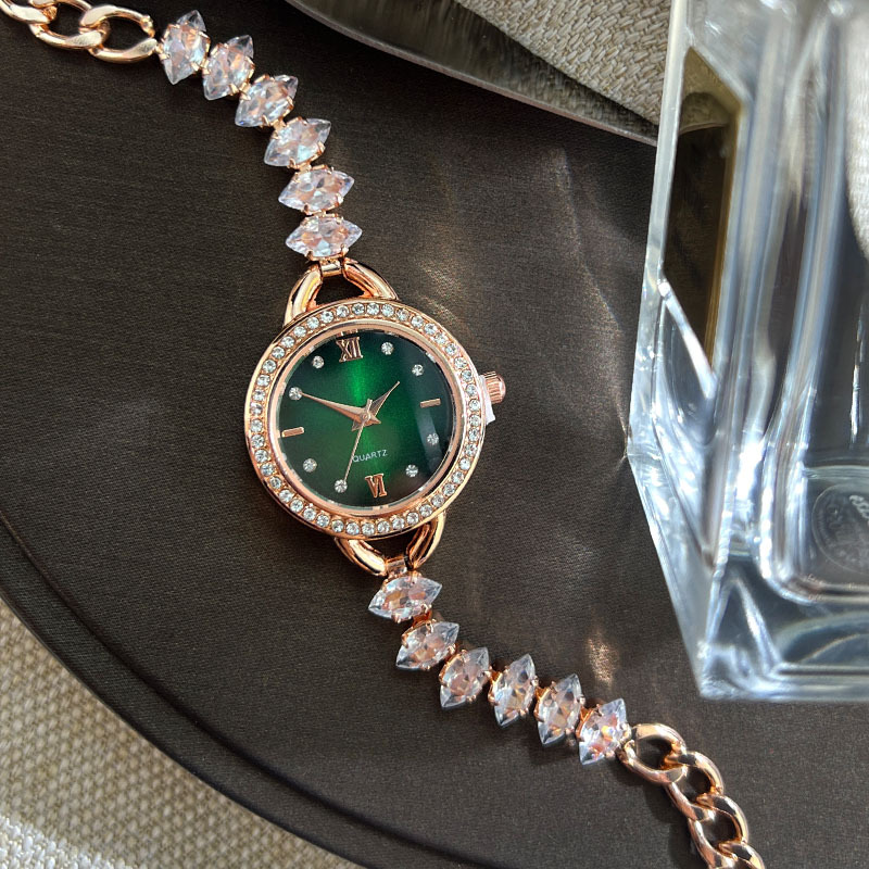 UTHAI CQ383 Fashionable Women  - Luxury Watch Ladies recension och pris